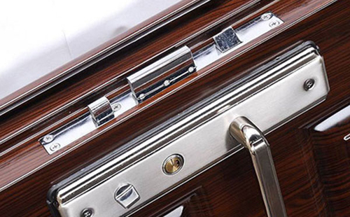 泰兴24小时上门开锁公司